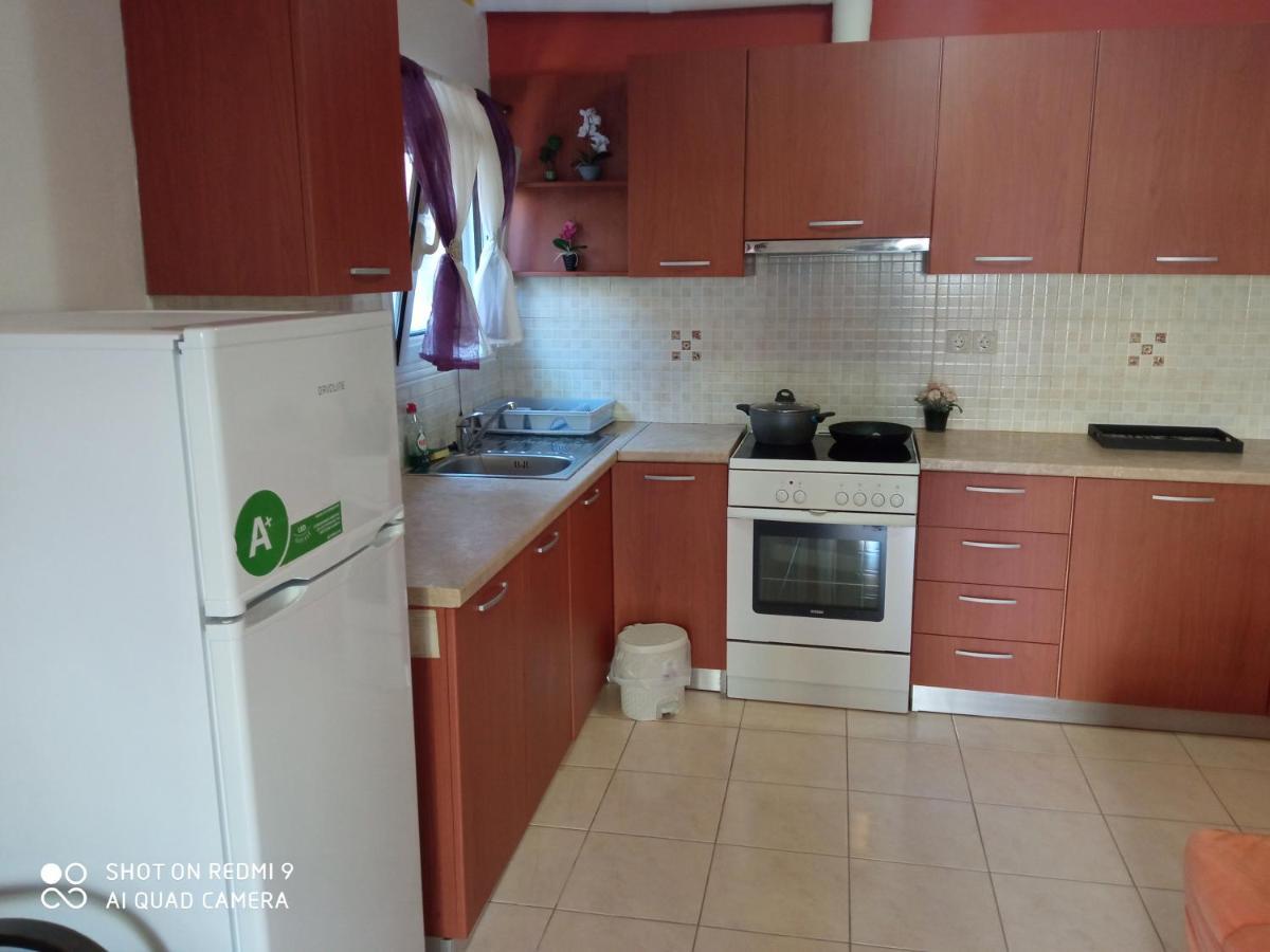 S.D Apartment 2 Lávrion エクステリア 写真